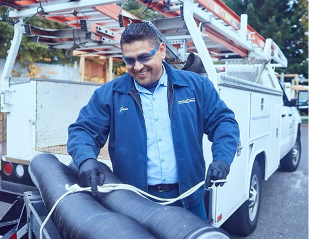 half-image-davis-worker_01